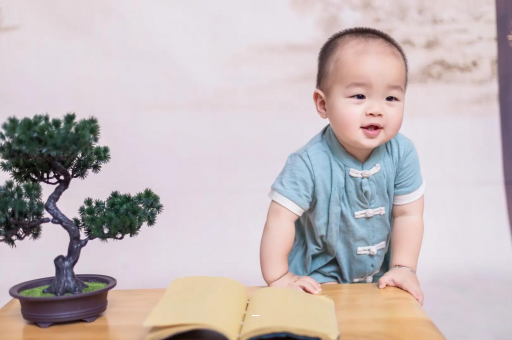 咸宁宝宝脸上小白点